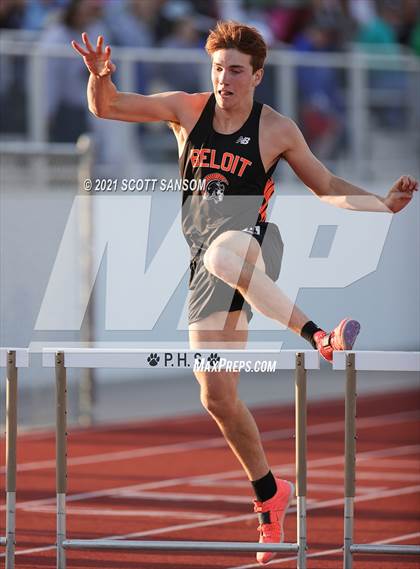 Thumbnail 3 in Phillipsburg Invitational Track Meet photogallery.