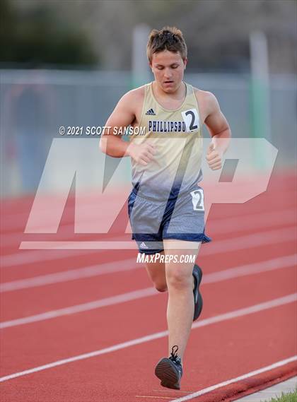 Thumbnail 1 in Phillipsburg Invitational Track Meet photogallery.