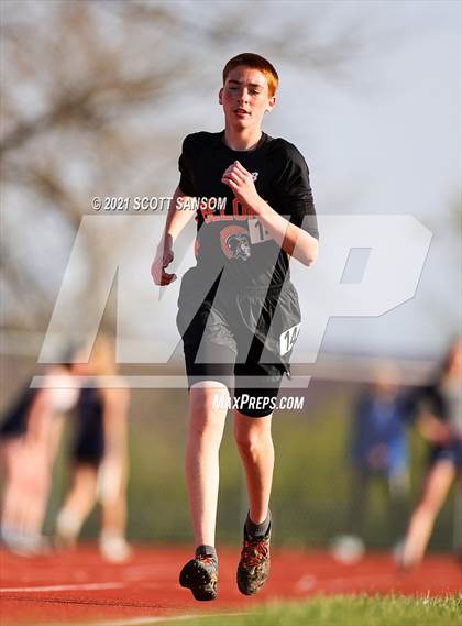 Thumbnail 3 in Phillipsburg Invitational Track Meet photogallery.