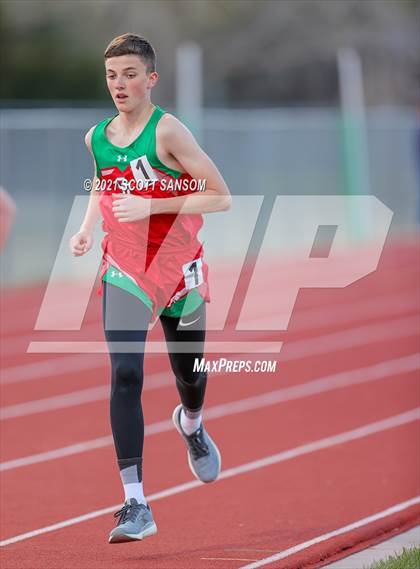 Thumbnail 3 in Phillipsburg Invitational Track Meet photogallery.