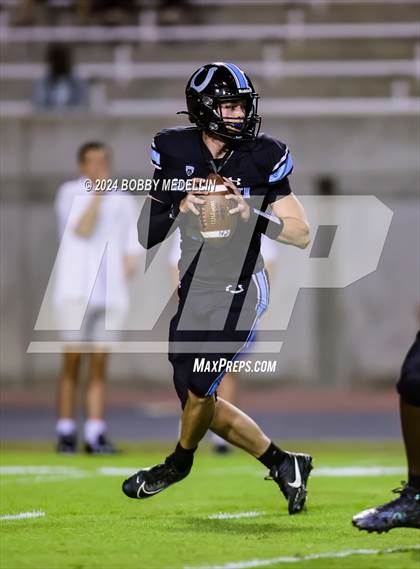 Thumbnail 1 in Clovis @ Clovis North photogallery.