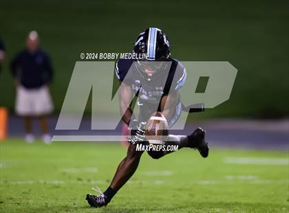 Thumbnail 2 in Clovis @ Clovis North photogallery.