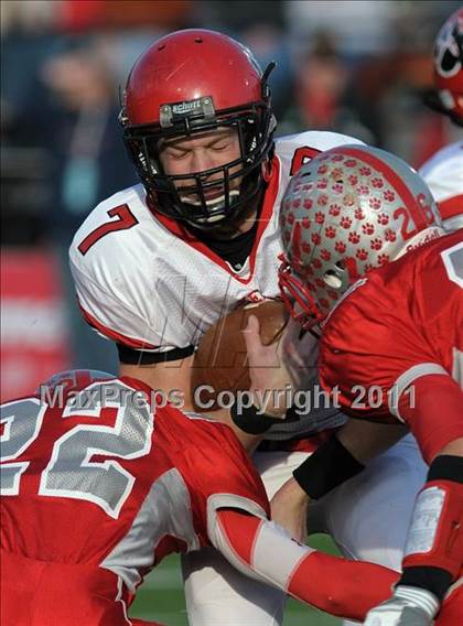 Thumbnail 2 in Kenton vs. Norwayne (OHSAA D4 Final) photogallery.