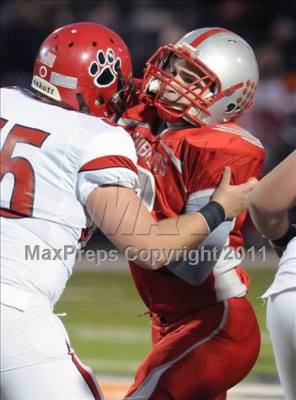 Thumbnail 2 in Kenton vs. Norwayne (OHSAA D4 Final) photogallery.