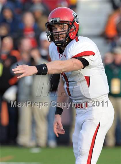 Thumbnail 2 in Kenton vs. Norwayne (OHSAA D4 Final) photogallery.