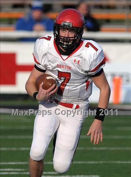 Thumbnail 2 in Kenton vs. Norwayne (OHSAA D4 Final) photogallery.