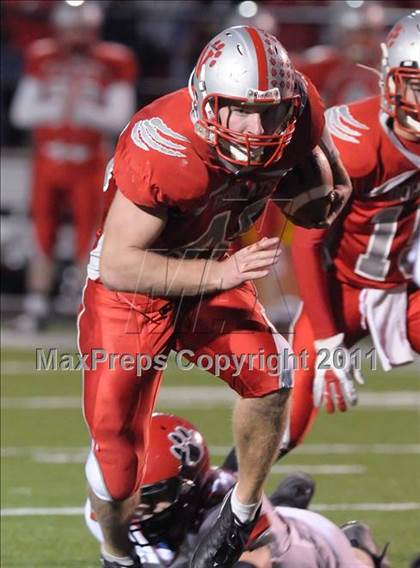 Thumbnail 1 in Kenton vs. Norwayne (OHSAA D4 Final) photogallery.