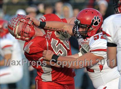 Thumbnail 3 in Kenton vs. Norwayne (OHSAA D4 Final) photogallery.