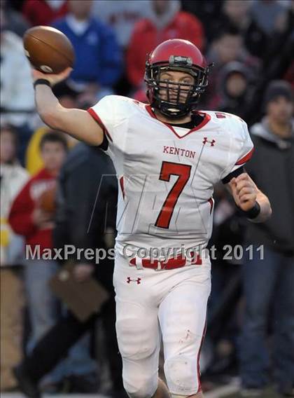 Thumbnail 1 in Kenton vs. Norwayne (OHSAA D4 Final) photogallery.