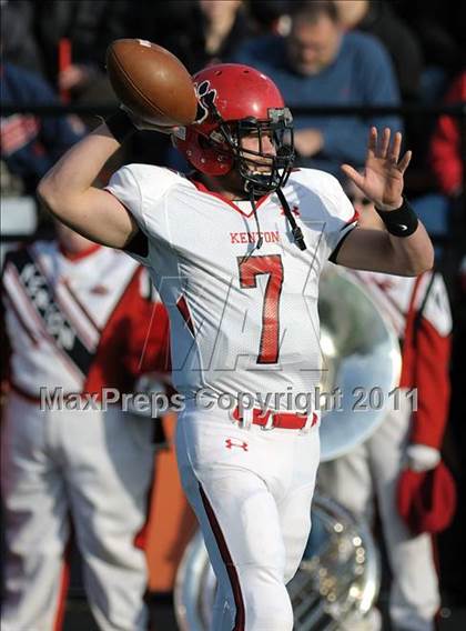Thumbnail 3 in Kenton vs. Norwayne (OHSAA D4 Final) photogallery.