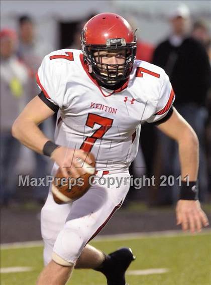 Thumbnail 1 in Kenton vs. Norwayne (OHSAA D4 Final) photogallery.