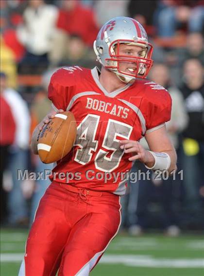 Thumbnail 3 in Kenton vs. Norwayne (OHSAA D4 Final) photogallery.