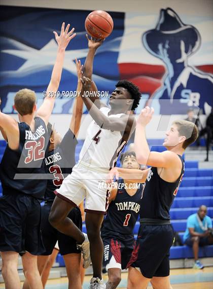 Thumbnail 3 in Clear Creek vs. Tompkins (McDonald's Texas Invitational) photogallery.