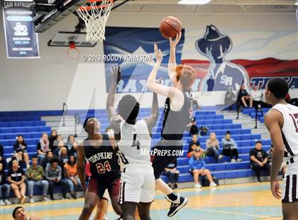 Thumbnail 3 in Clear Creek vs. Tompkins (McDonald's Texas Invitational) photogallery.