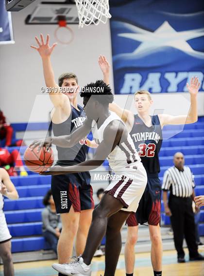 Thumbnail 1 in Clear Creek vs. Tompkins (McDonald's Texas Invitational) photogallery.