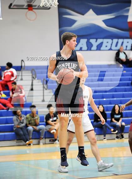 Thumbnail 1 in Clear Creek vs. Tompkins (McDonald's Texas Invitational) photogallery.