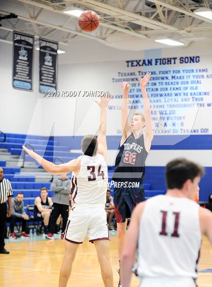 Thumbnail 2 in Clear Creek vs. Tompkins (McDonald's Texas Invitational) photogallery.