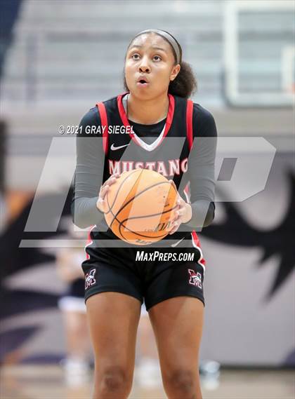 Thumbnail 1 in Mustang @ Edmond North photogallery.