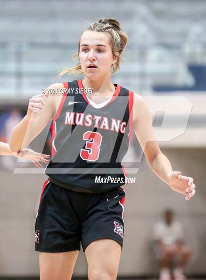 Thumbnail 1 in Mustang @ Edmond North photogallery.