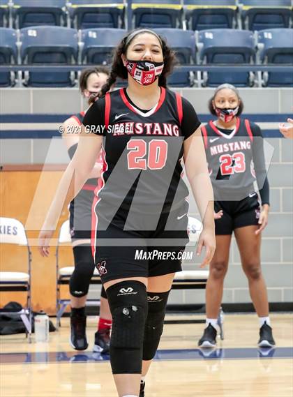 Thumbnail 1 in Mustang @ Edmond North photogallery.