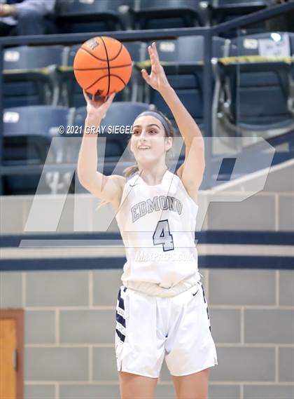 Thumbnail 1 in Mustang @ Edmond North photogallery.