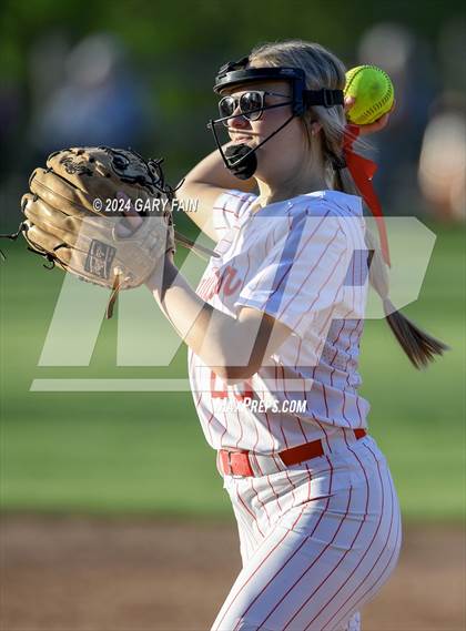 Thumbnail 2 in Whitwell @ Baylor photogallery.