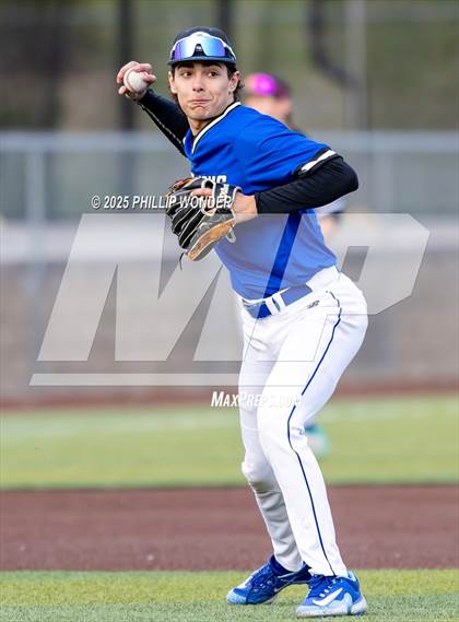 Thumbnail 2 in Omaha Westside @ Creighton Prep photogallery.