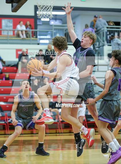 Thumbnail 1 in Lehi @ American Fork photogallery.