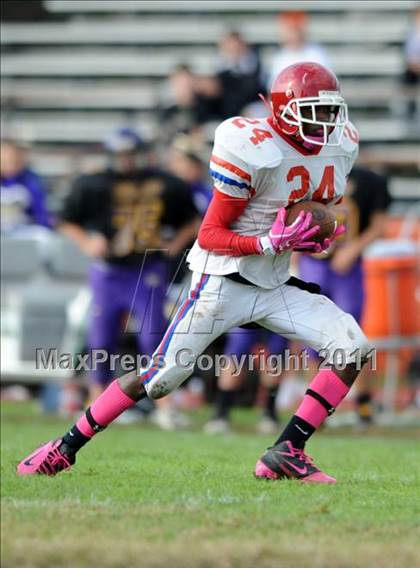 Thumbnail 1 in Bellport @ Islip photogallery.