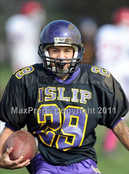 Thumbnail 2 in Bellport @ Islip photogallery.