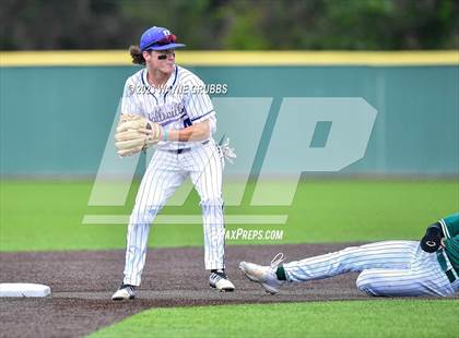 Thumbnail 2 in Hallsville vs. Longview (UIL 5A Regional Quarterfinal Game 3) photogallery.