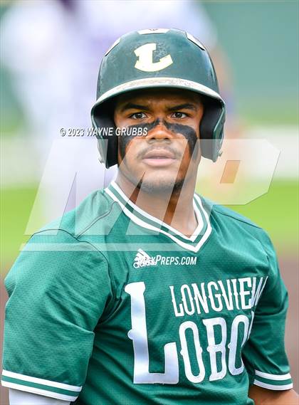 Thumbnail 2 in Hallsville vs. Longview (UIL 5A Regional Quarterfinal Game 3) photogallery.