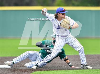 Thumbnail 2 in Hallsville vs. Longview (UIL 5A Regional Quarterfinal Game 3) photogallery.