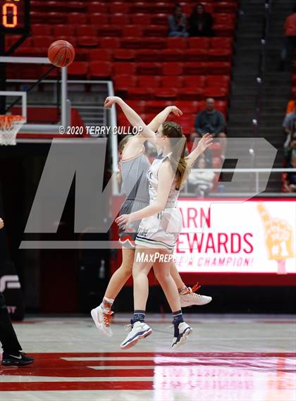 Thumbnail 3 in Skyridge vs. Syracuse (UHSAA 6A Quarterfinal) photogallery.