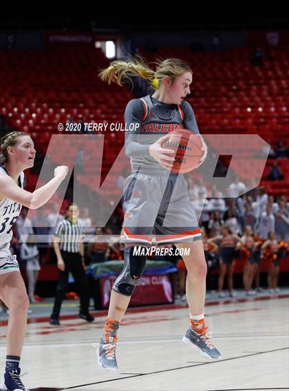 Thumbnail 2 in Skyridge vs. Syracuse (UHSAA 6A Quarterfinal) photogallery.