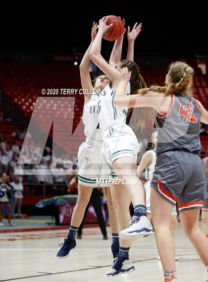 Thumbnail 2 in Skyridge vs. Syracuse (UHSAA 6A Quarterfinal) photogallery.