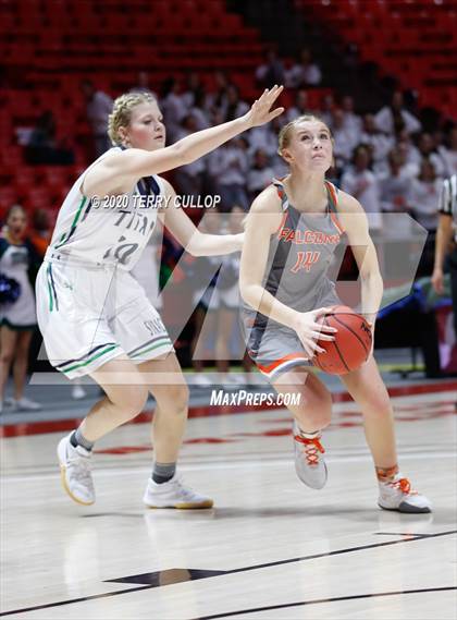 Thumbnail 3 in Skyridge vs. Syracuse (UHSAA 6A Quarterfinal) photogallery.