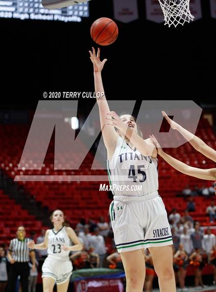 Thumbnail 3 in Skyridge vs. Syracuse (UHSAA 6A Quarterfinal) photogallery.