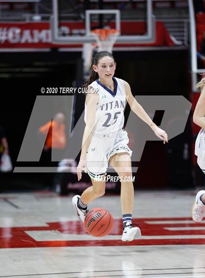 Thumbnail 2 in Skyridge vs. Syracuse (UHSAA 6A Quarterfinal) photogallery.
