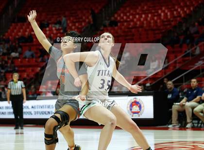 Thumbnail 1 in Skyridge vs. Syracuse (UHSAA 6A Quarterfinal) photogallery.