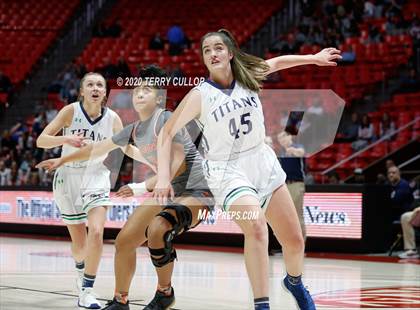 Thumbnail 1 in Skyridge vs. Syracuse (UHSAA 6A Quarterfinal) photogallery.