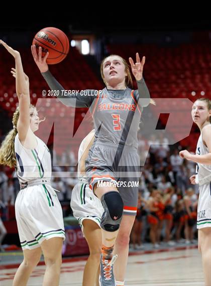 Thumbnail 1 in Skyridge vs. Syracuse (UHSAA 6A Quarterfinal) photogallery.