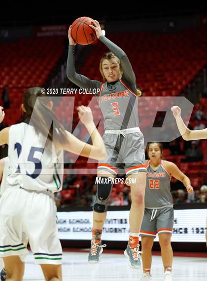 Thumbnail 2 in Skyridge vs. Syracuse (UHSAA 6A Quarterfinal) photogallery.