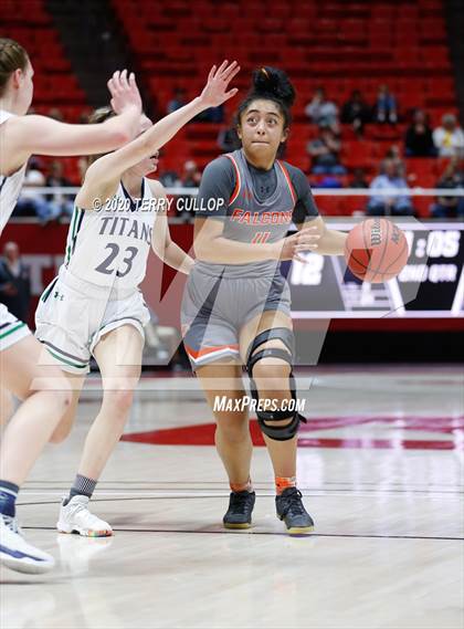 Thumbnail 3 in Skyridge vs. Syracuse (UHSAA 6A Quarterfinal) photogallery.