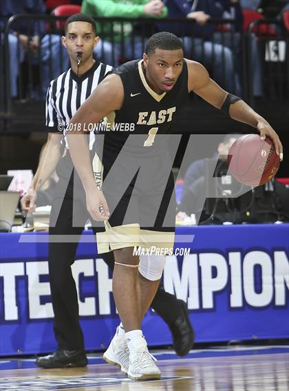 Thumbnail 1 in East vs. Moriah (NYSPHSAA Class D Final) photogallery.