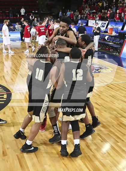 Thumbnail 2 in East vs. Moriah (NYSPHSAA Class D Final) photogallery.