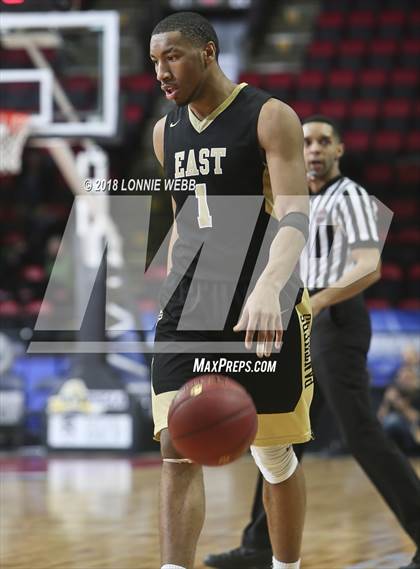 Thumbnail 3 in East vs. Moriah (NYSPHSAA Class D Final) photogallery.