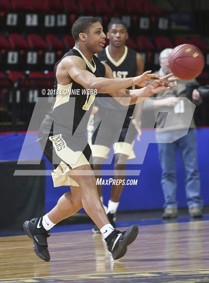 Thumbnail 1 in East vs. Moriah (NYSPHSAA Class D Final) photogallery.