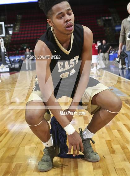 Thumbnail 2 in East vs. Moriah (NYSPHSAA Class D Final) photogallery.