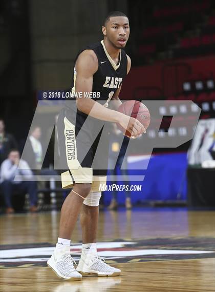 Thumbnail 2 in East vs. Moriah (NYSPHSAA Class D Final) photogallery.